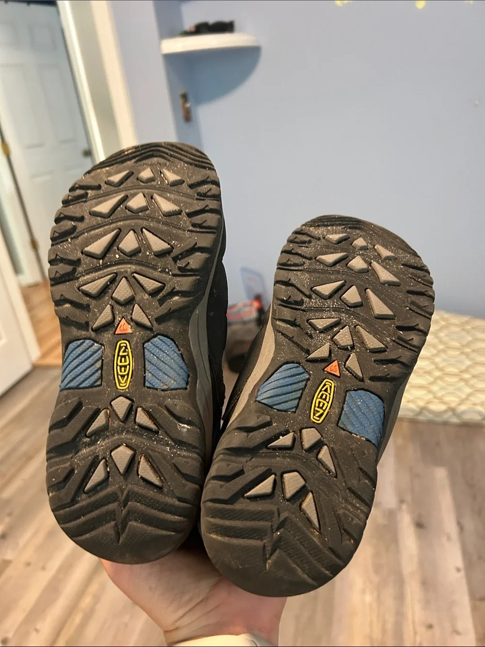 KEEN Boys Gray and Blue Hiking Boots